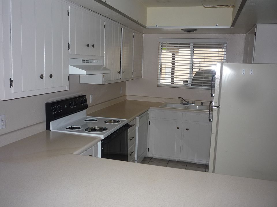 1st image of 2901 S Palo Verde Ln Unit 15