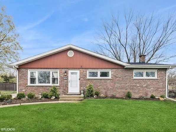 17W505 Schiller St, Villa Park, IL 60181