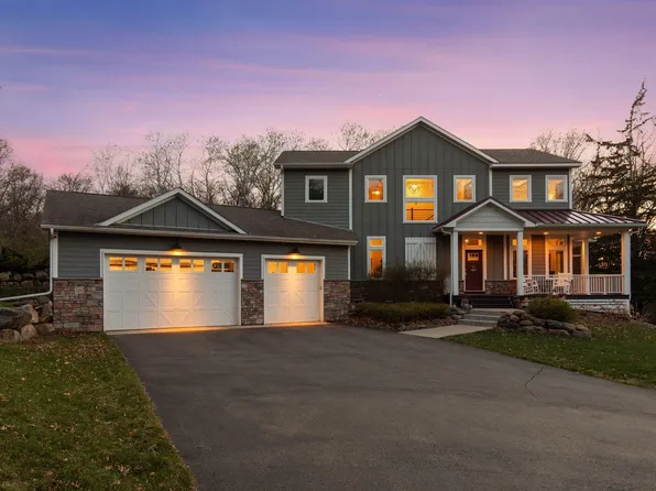 8700 Eagle Creek Blvd, Shakopee, MN 55379