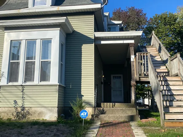 112 Park St #1, Attleboro, MA 02703