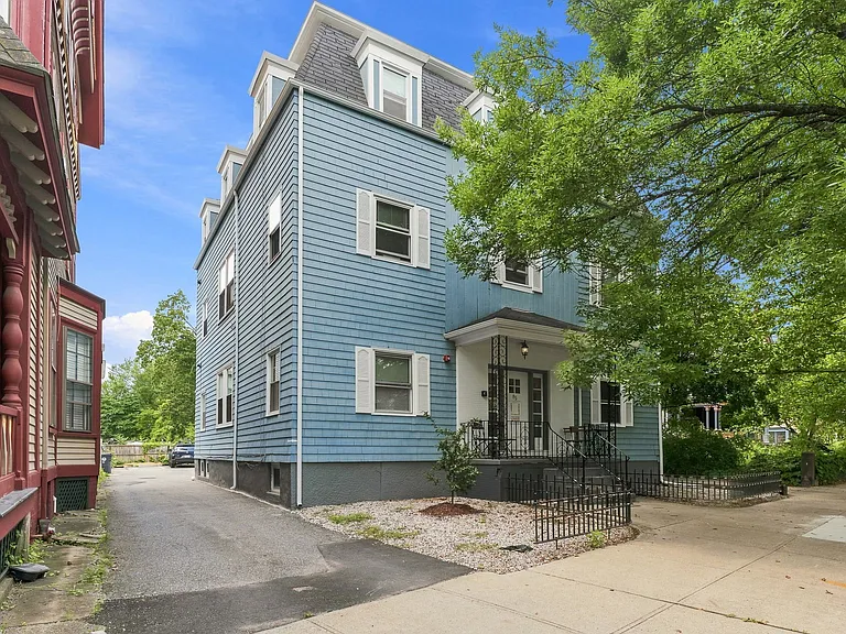 85 Parade St #3 — Photo 23
