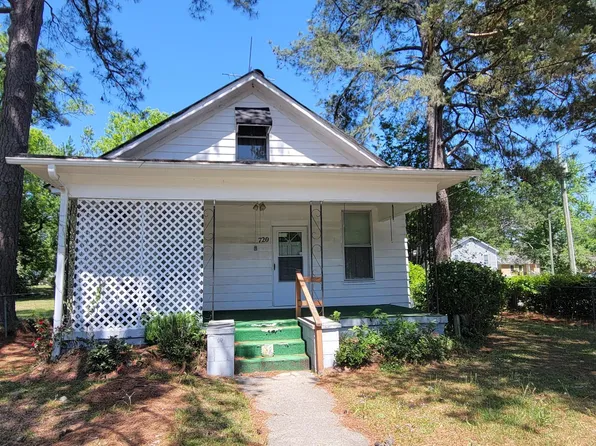 720 E 7th Street, Washington, NC 27889
