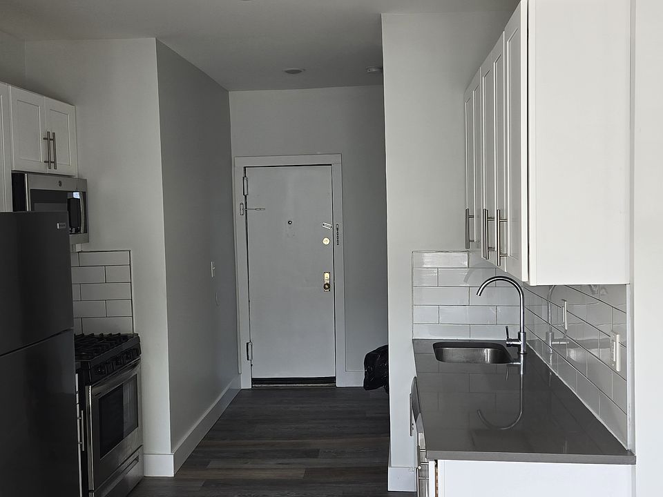 1st image of 232 Bidwell Ave #35