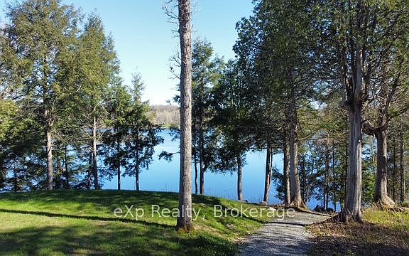 2nd image of 265 Meadowland Rd