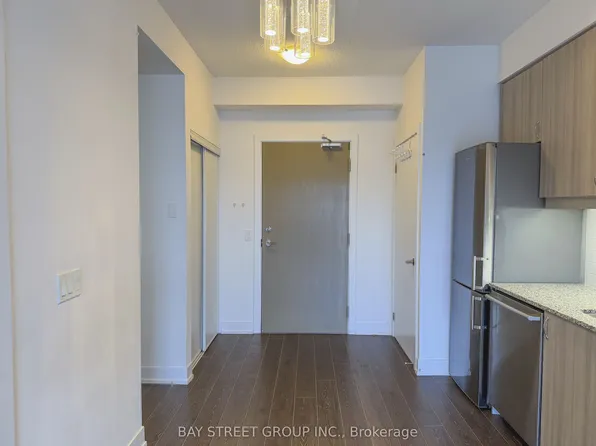 7 Kenaston Gdns, Toronto, ON