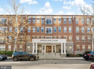 500 Admirals Way APT 101, Philadelphia, PA