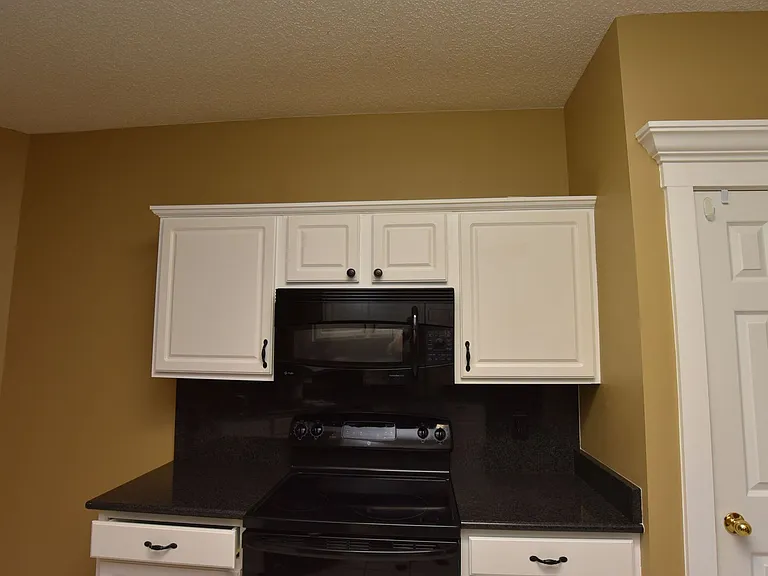 362 Bristol Way — Photo 8