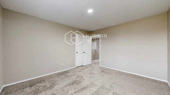 218 Thoroughbred St — Photo 24