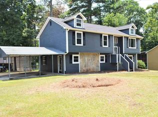 2645 Winding Creek Dr, Lithia Springs, GA 30122