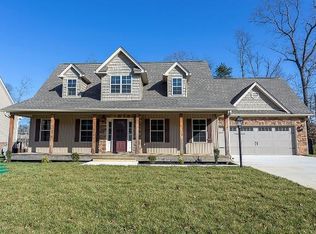 180 Stonebridge Ln, Cleveland, TN 37312