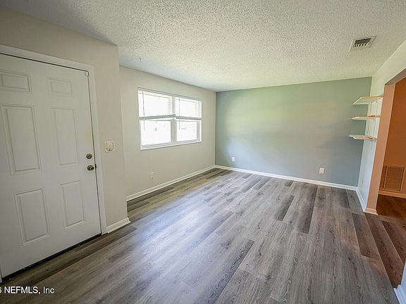 2nd image of 6319 RAW HYDE Trail S