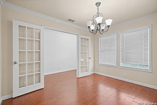 4 bed, 2.5 bath, 2272 sqft, $2,100 — Photo 3
