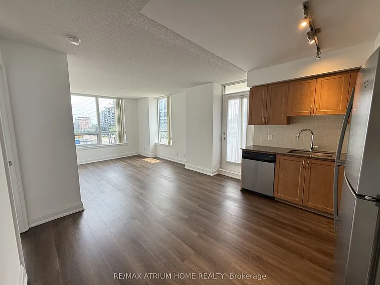 370 Highway 7 E #507 — Photo 6