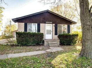 29596 Utica Rd, Roseville, MI 48066