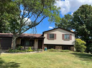 3930 Victoria Ct, Oxford, MI 48371