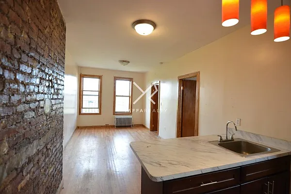 Rented by Yaffa Realty LLC | media 12