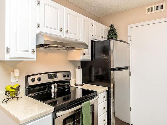 5th image of 5210 Bridle Creek Way