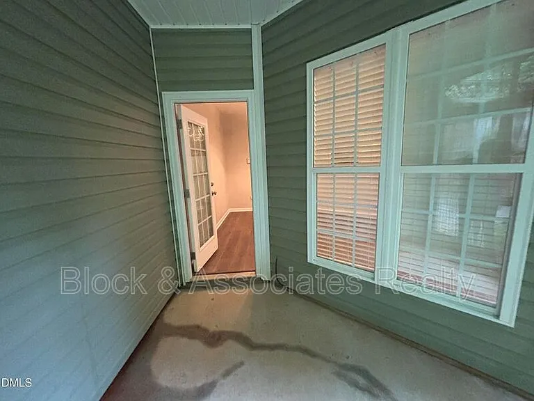 27 Great View Ct — Photo 7