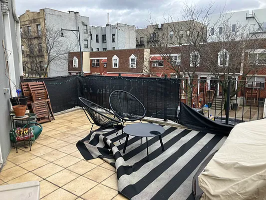 Rented by MySpaceNYC | media 1