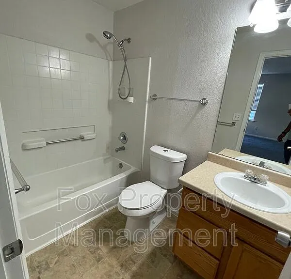 187 McAfee Cir — Photo 18