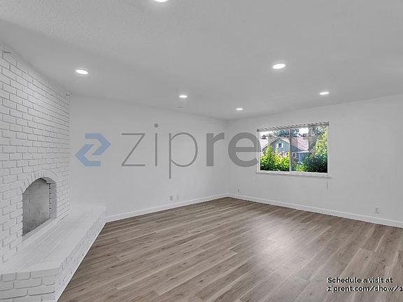 5th image of 166 Madelia Pl