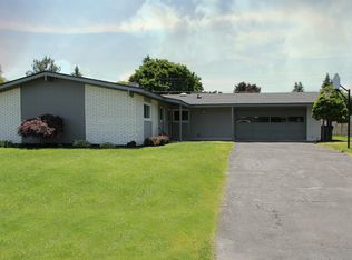 8504 Hedgeway Dr, Shelby Township, MI 48317