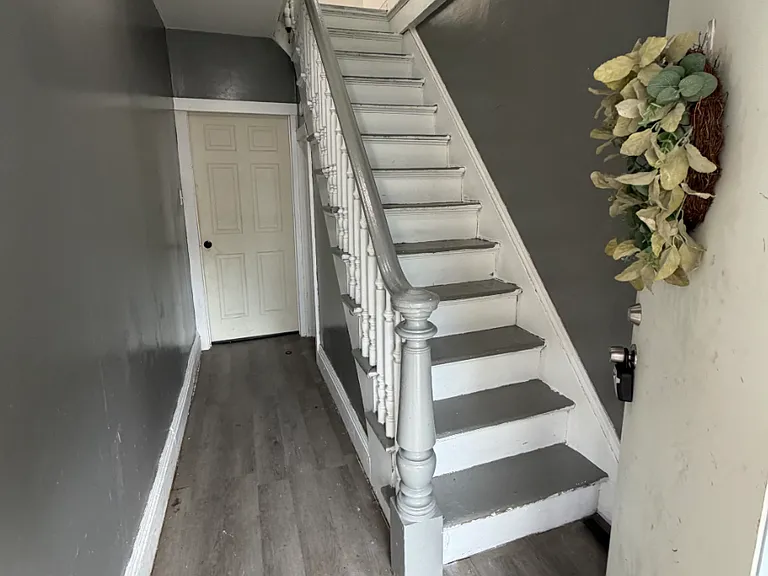 123 S Bromley Ave #2 — Photo 11