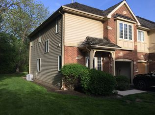 34253 N Homestead Rd, Gurnee, IL 60031