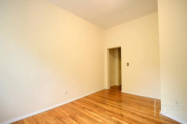 Rented by Hecht Group | media 3