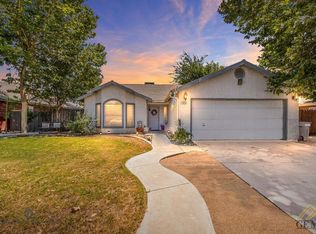 1926 12th Ave, Delano, CA 93215