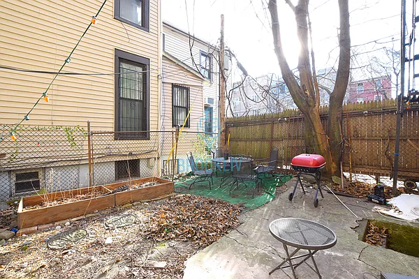 Rented by null | media 24