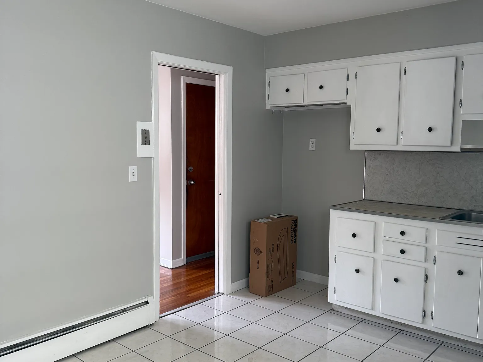 2 bed, 2134 sqft, $2,500 — Photo 3