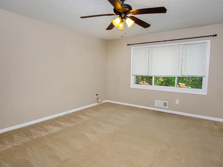 4641 Anastasia Ct SE — Photo 15