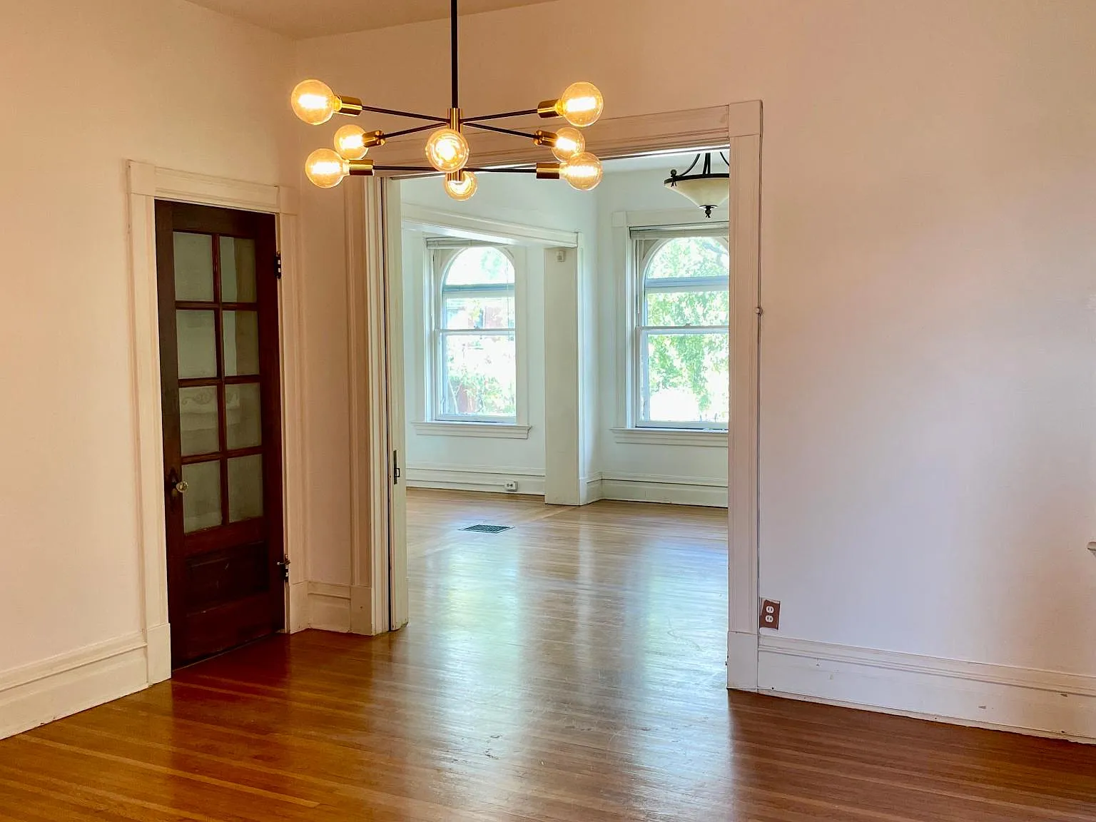 1 bed, 1900 sqft, $975 — Photo 3