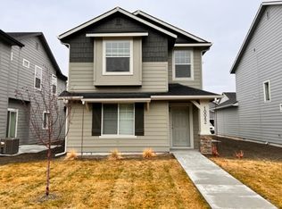 10042 W Smoke Ranch Dr, Boise, ID 83709