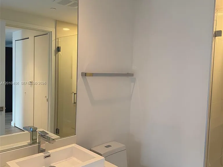 55 SW 9th St #28 — Photo 21