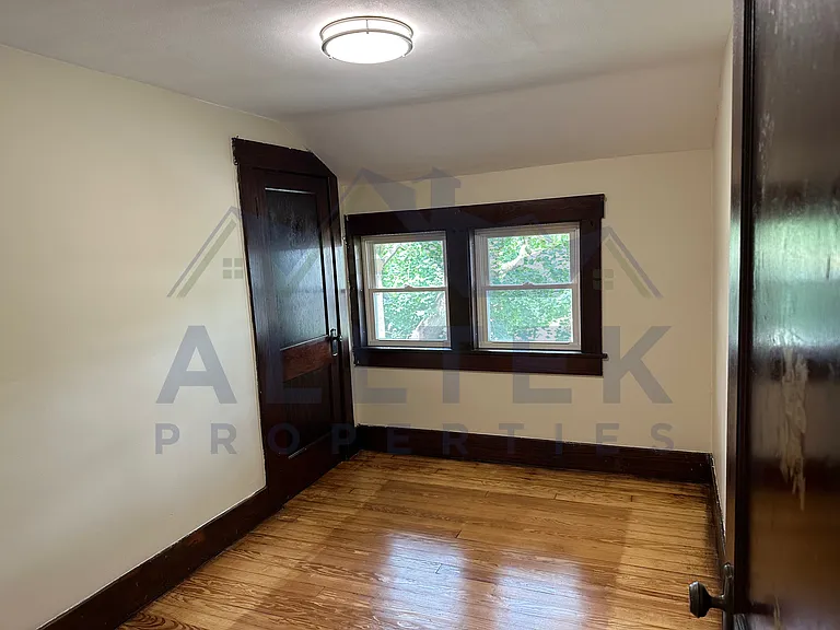 11900 Market St — Photo 15