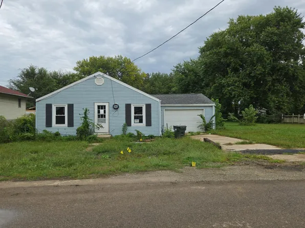 1512 Griswold Ave, Sterling, IL 61081