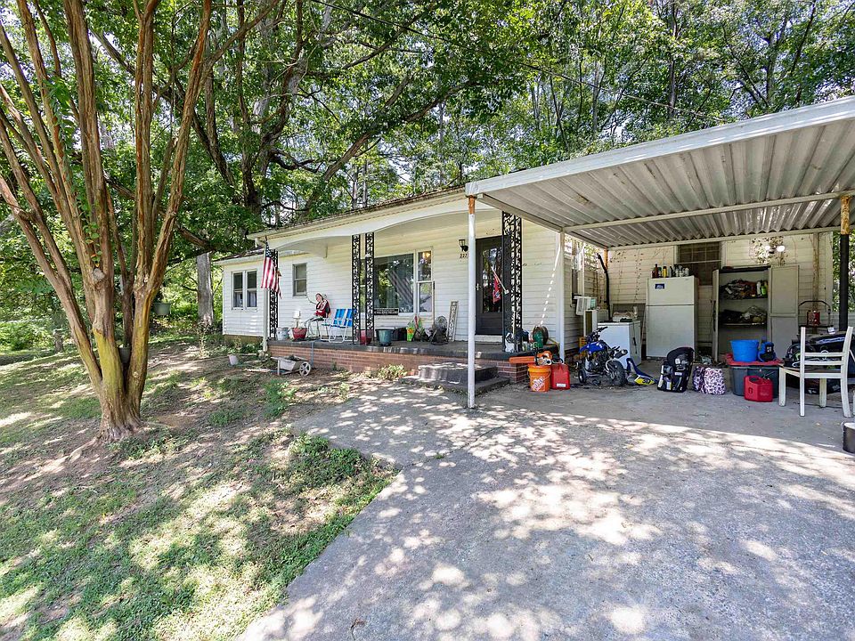 1st image of 227 Bennett St