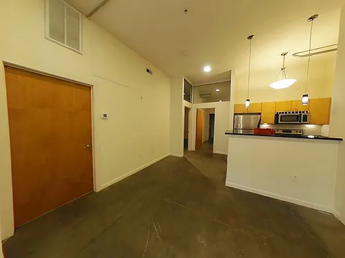 1011 W Marshall St #103 Photo 1