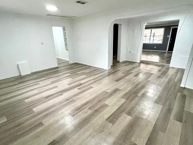 2107 Garvey Dr — Photo 15