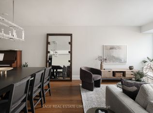 96 Fifeshire Rd #204, Toronto, ON M2L2X9