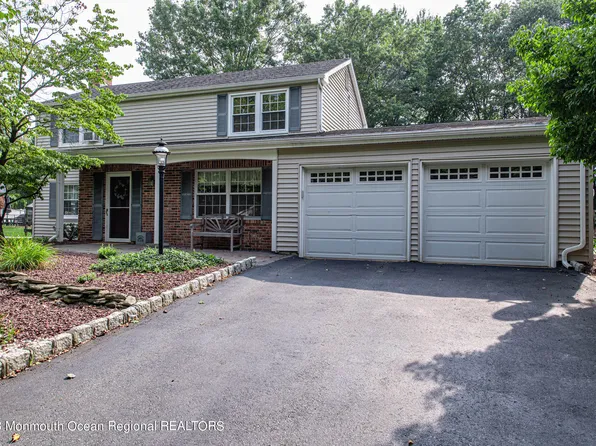 31 River Drive, Marlboro, NJ 07746