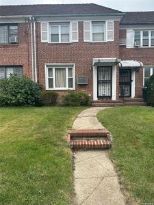 76-16 Utopia Parkway, Flushing, NY, 11366