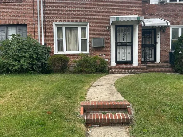 76-16 Utopia Parkway, Fresh Meadows, NY 11366