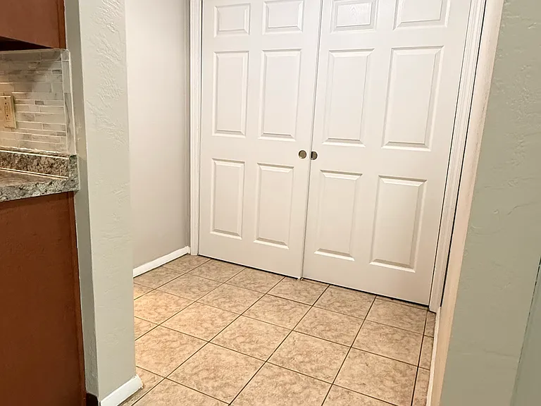 1005 Glass Run Rd — Photo 6