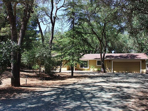4th image of 3851 Crosswood Dr