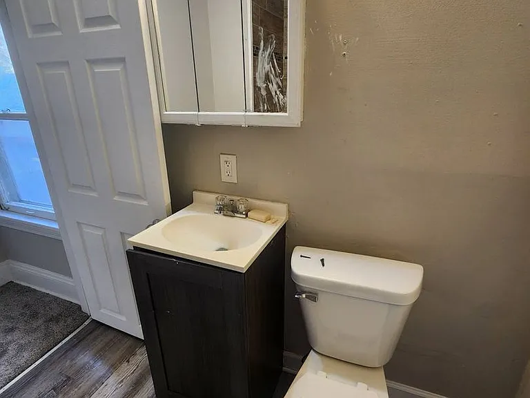 13611 Chapelside Ave — Photo 33