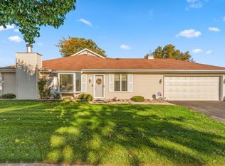 234 Holly Ln, Schererville, IN 46375