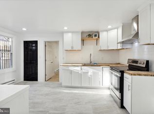 1518 Arrott St, Philadelphia, PA 19124